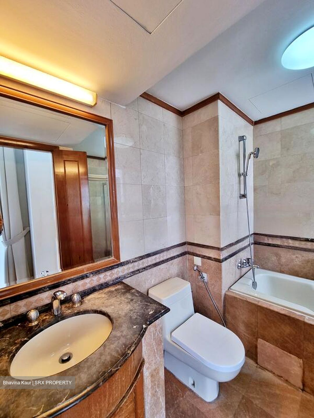 The Bayshore (D16), Condominium #499710011